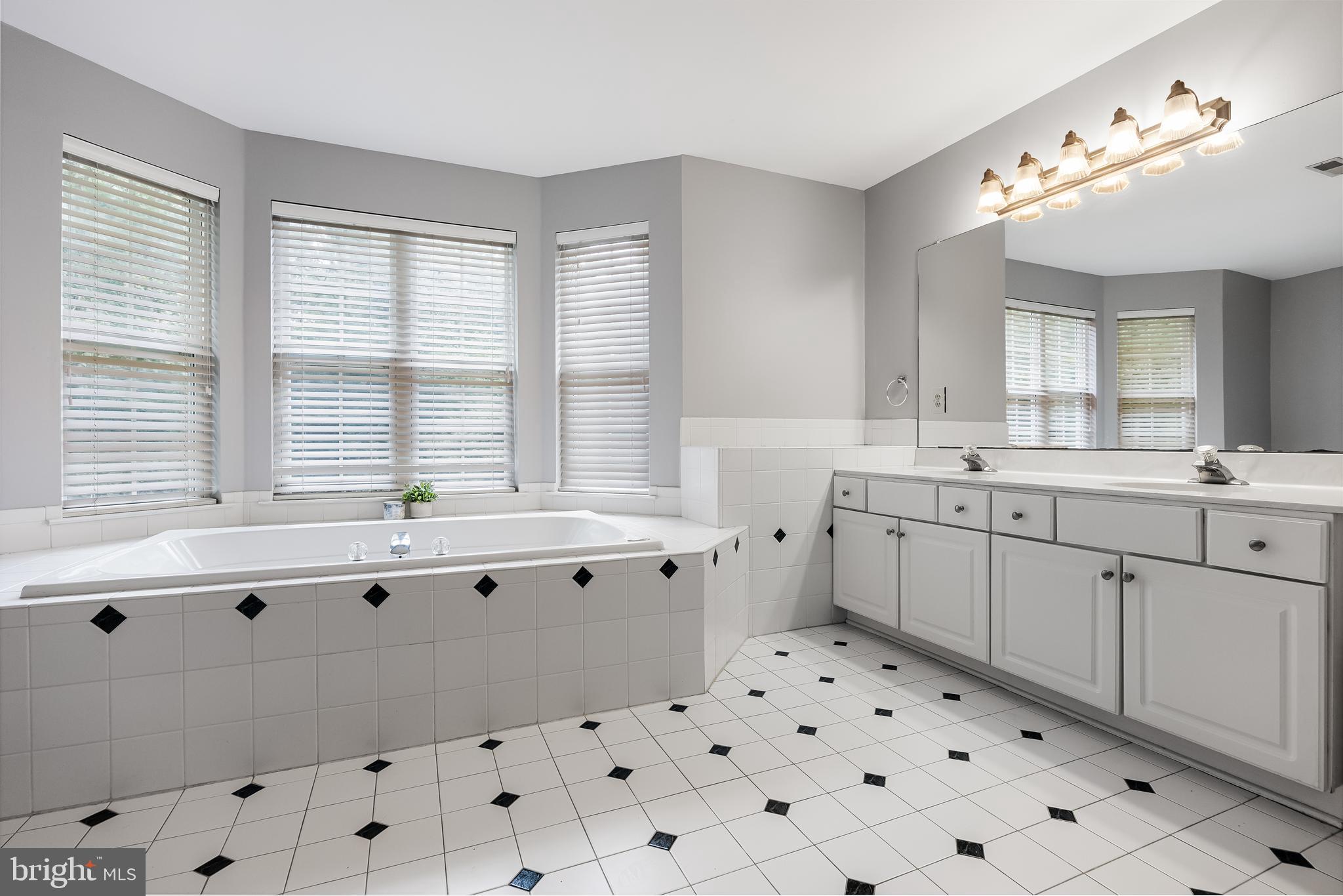 6 Wilted Grass Trail Shamong, NJ 08088 - Photo 34 of 58