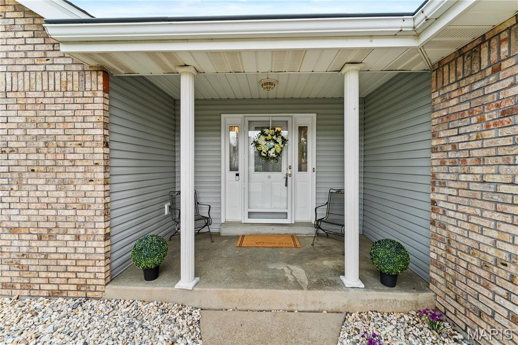2675 Kettering Court St. Charles, MO 63303 - Photo 3 of 46