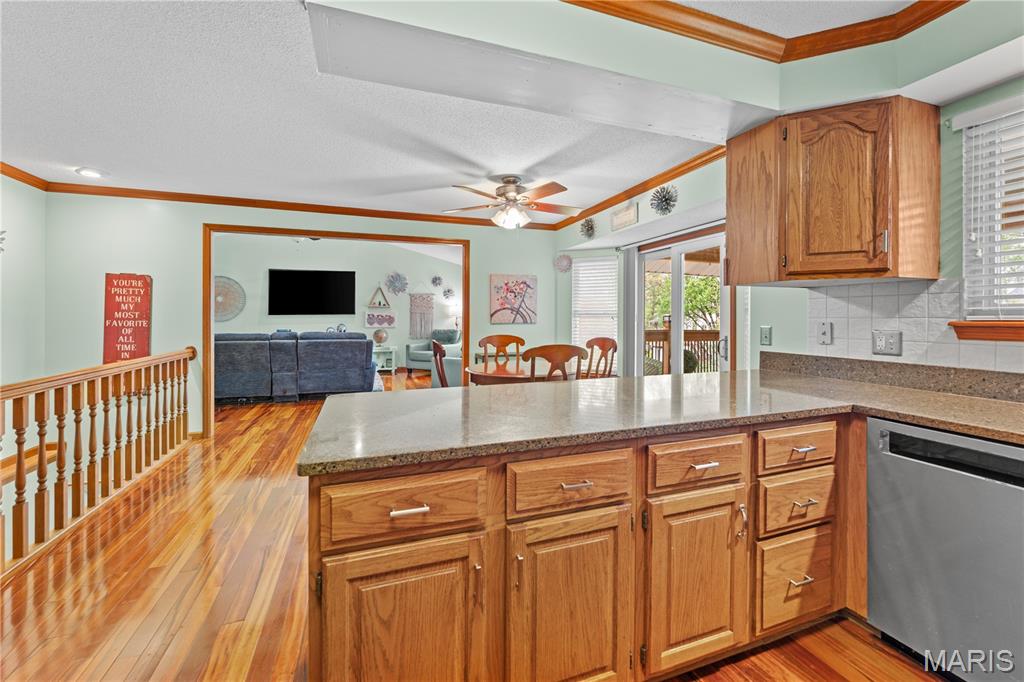 2675 Kettering Court St. Charles, MO 63303 - Photo 9 of 46