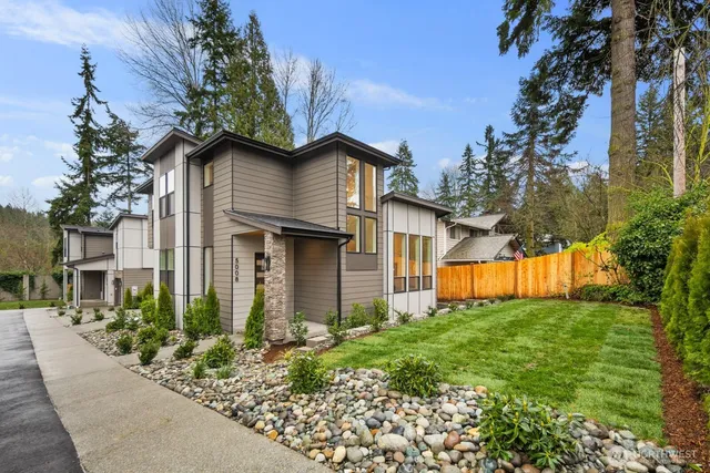 $1,650,000 | 5014 114th Avenue Northeast, Unit 1, Kirkland, WA 98033