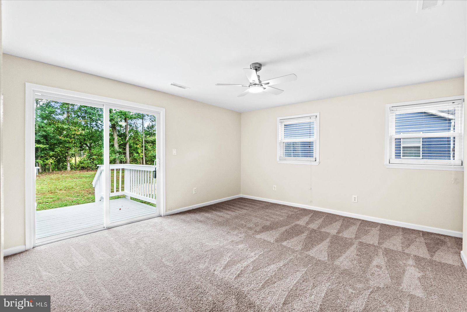 218 Circle Lane Colonial Beach, VA 22443 - Photo 14 of 33