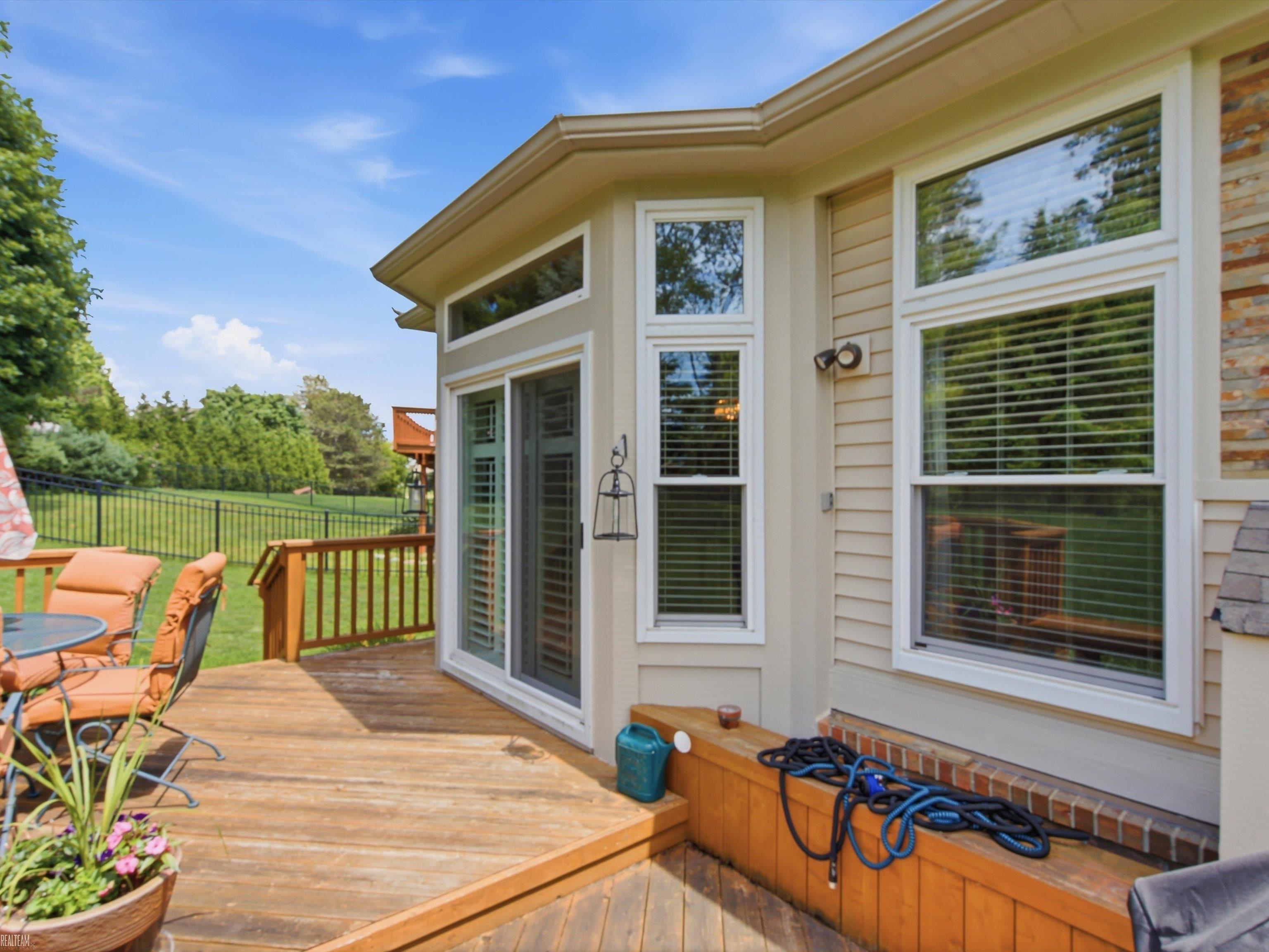 4652 Amberwood Court Rochester, MI 48306 - Photo 35 of 45