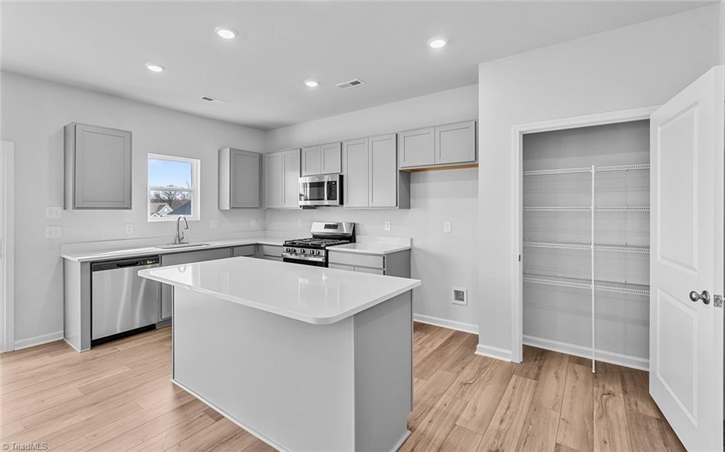 2503 Raspberry Hl Drive Winston-Salem, NC 27106 - Photo 12 of 37