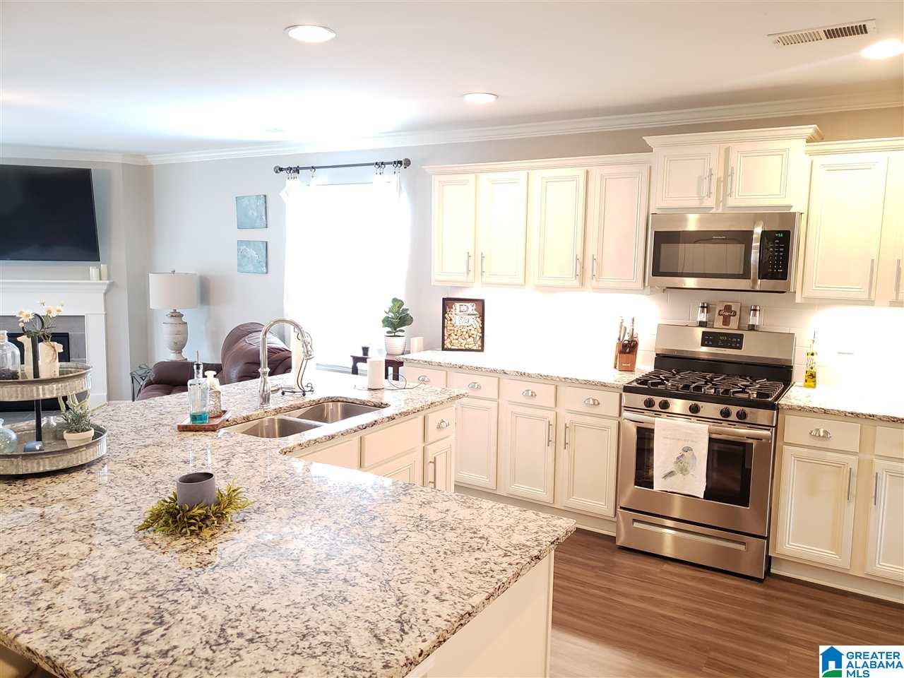 212 Polo Field Way Chelsea, AL 35043 - Photo 5 of 49