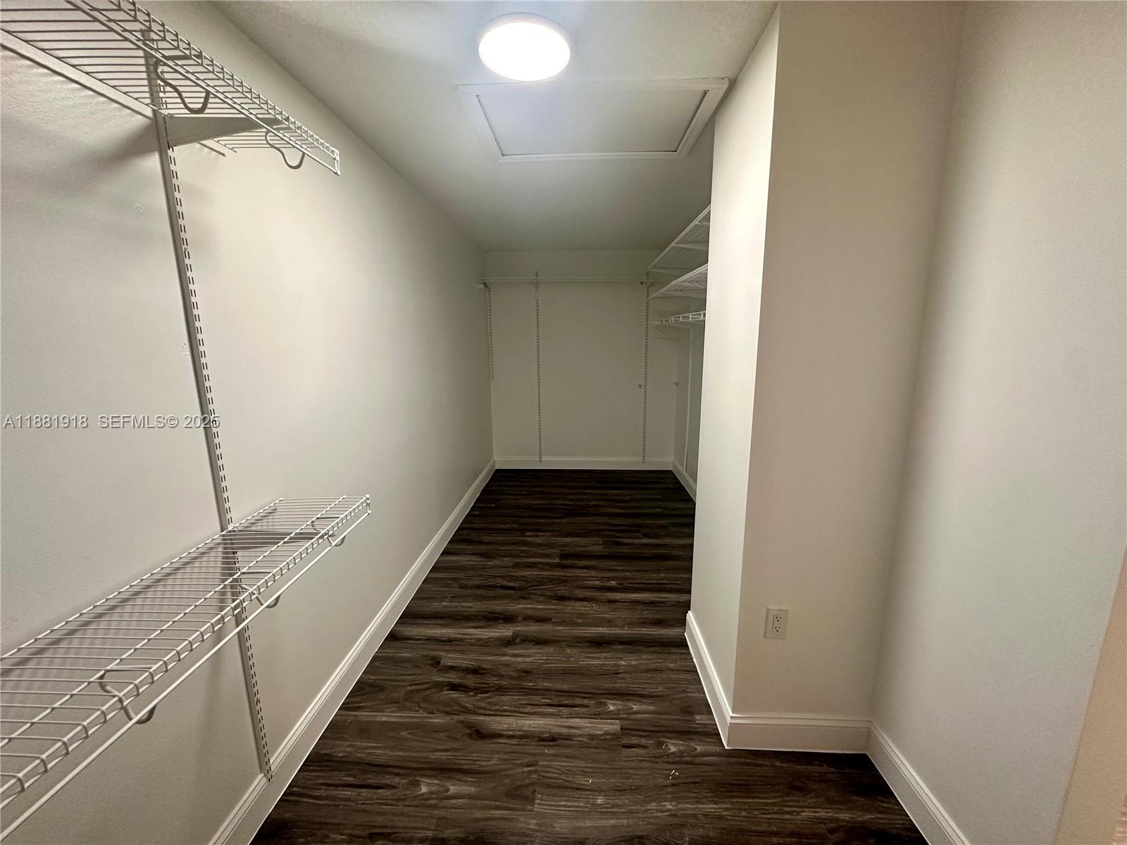 8950 Northwest 189th Terrace Hialeah, FL 33018 - Photo 39 of 42 a view of entryway