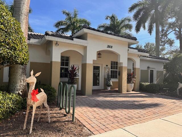 2736 Southeast Birmingham Drive Stuart, FL 34994 - Photo 32 of 41 Club House