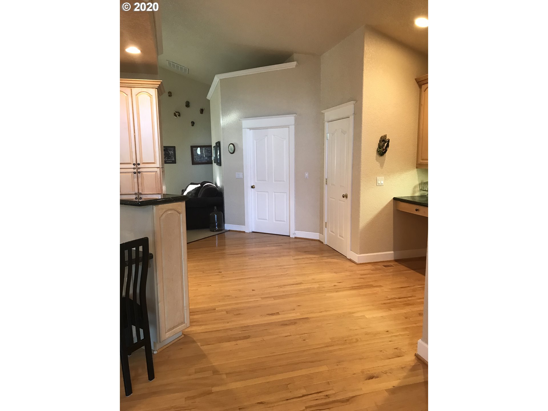 92601 Pioch Lane Springfield, OR 97478 - Photo 7 of 32