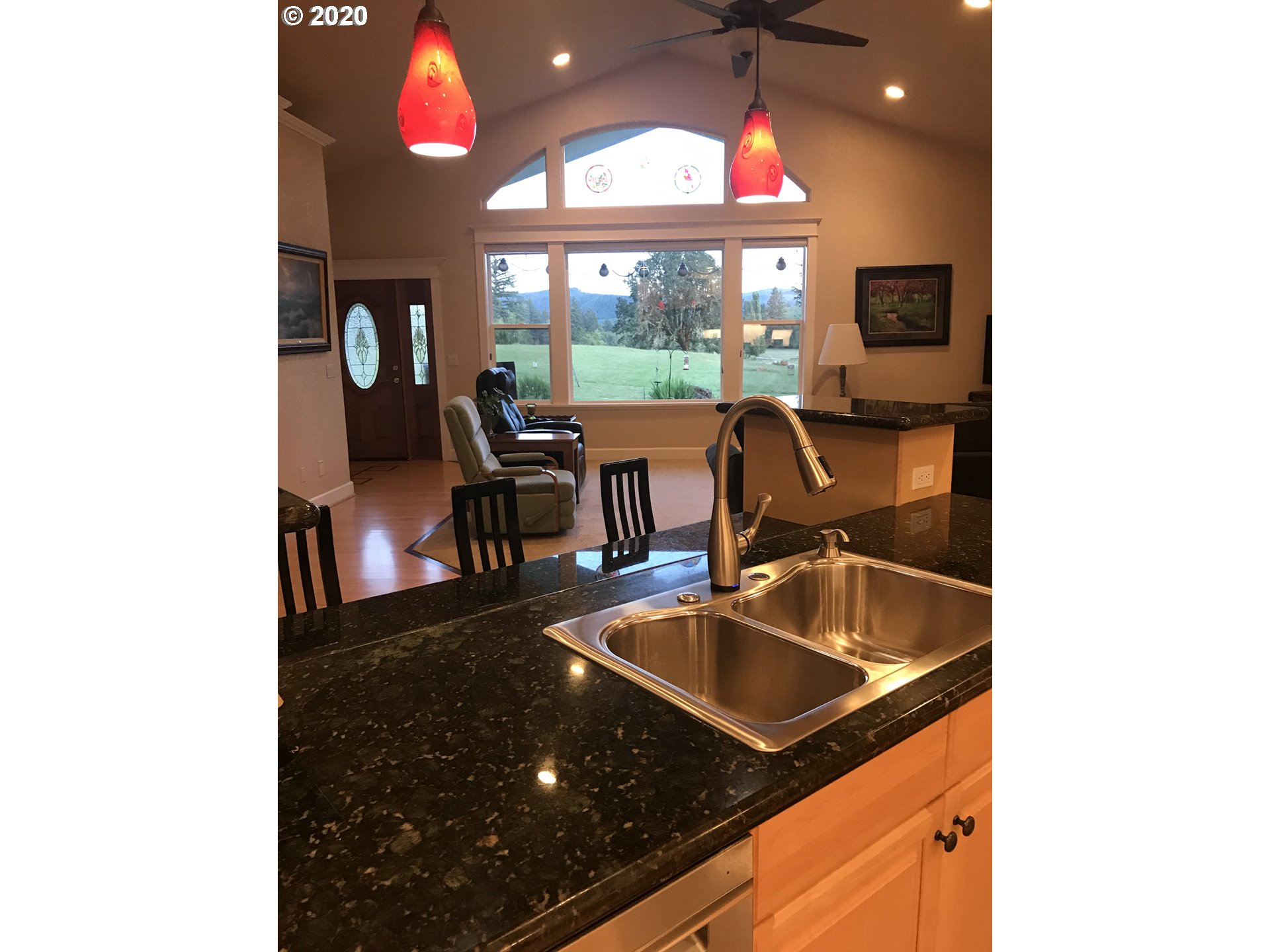 92601 Pioch Lane Springfield, OR 97478 - Photo 8 of 32