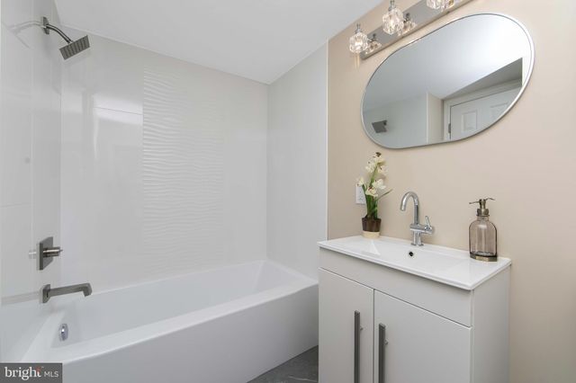 $450,000 | 421 Lincoln Avenue, Collingswood, NJ 08108