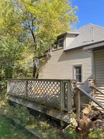 $295,000 | 401 Bailey Street, Waupaca, WI 54981