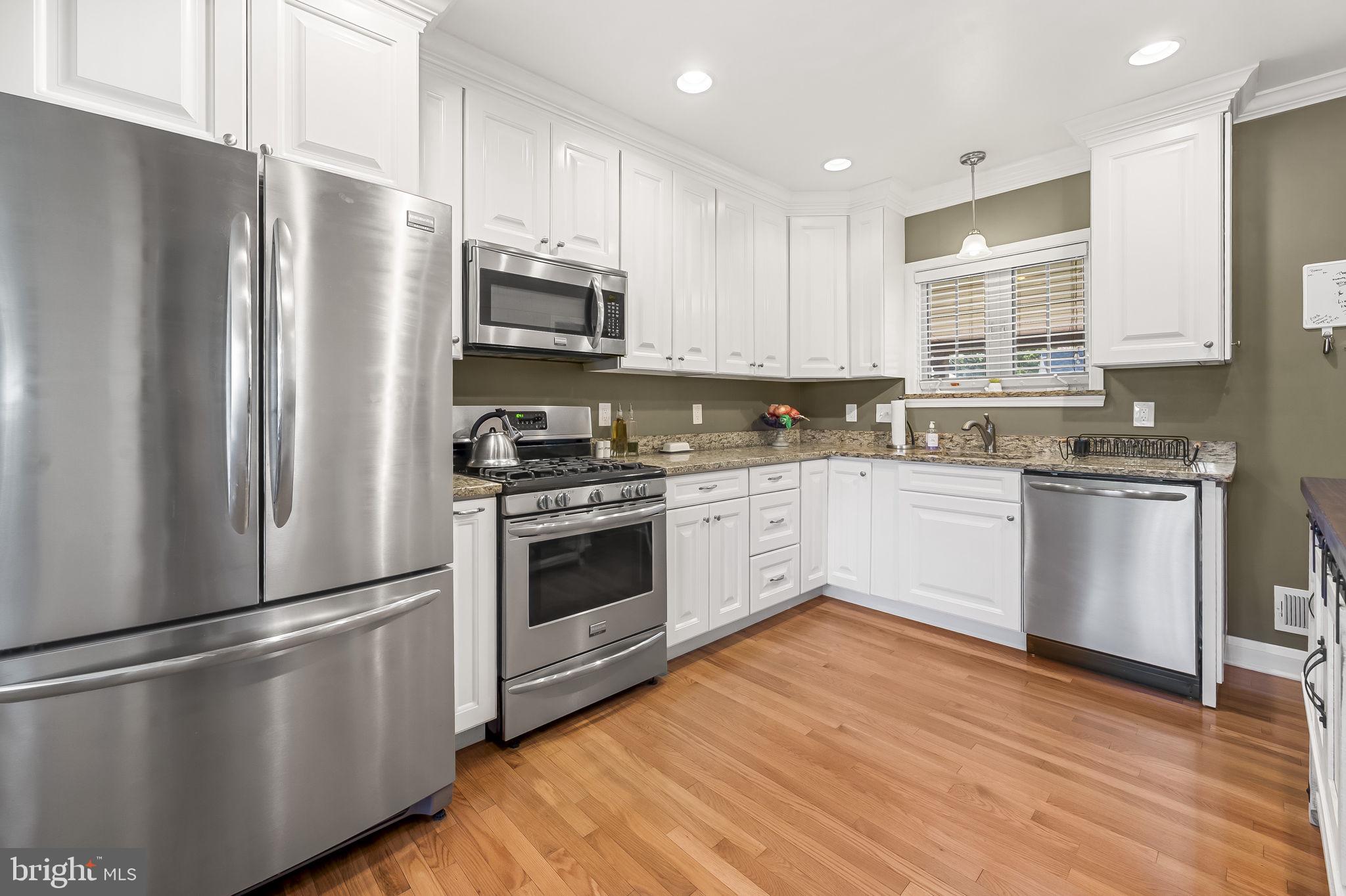 3011 Dunleer Road Dundalk, MD 21222 - Photo 13 of 41