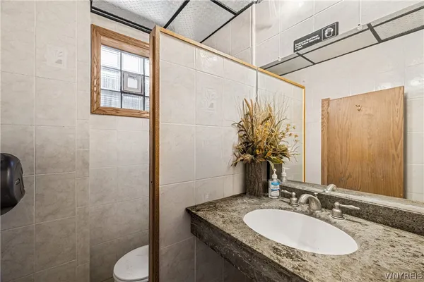 $499,000 | 967 Kenmore Avenue, Tonawanda, NY 14223