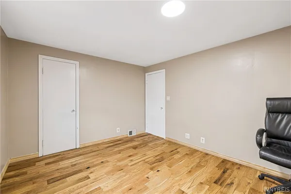 $499,000 | 967 Kenmore Avenue, Tonawanda, NY 14223