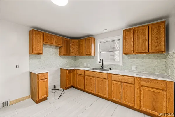 $499,000 | 967 Kenmore Avenue, Tonawanda, NY 14223