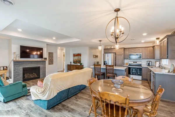 $279,900 | 413 Fawn Run, Kenyon, MN 55946