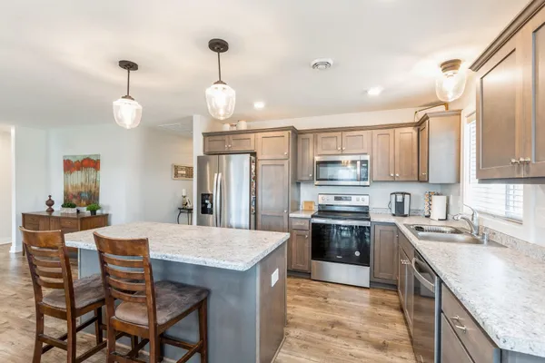 $279,900 | 413 Fawn Run, Kenyon, MN 55946