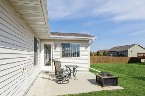$279,900 | 413 Fawn Run, Kenyon, MN 55946