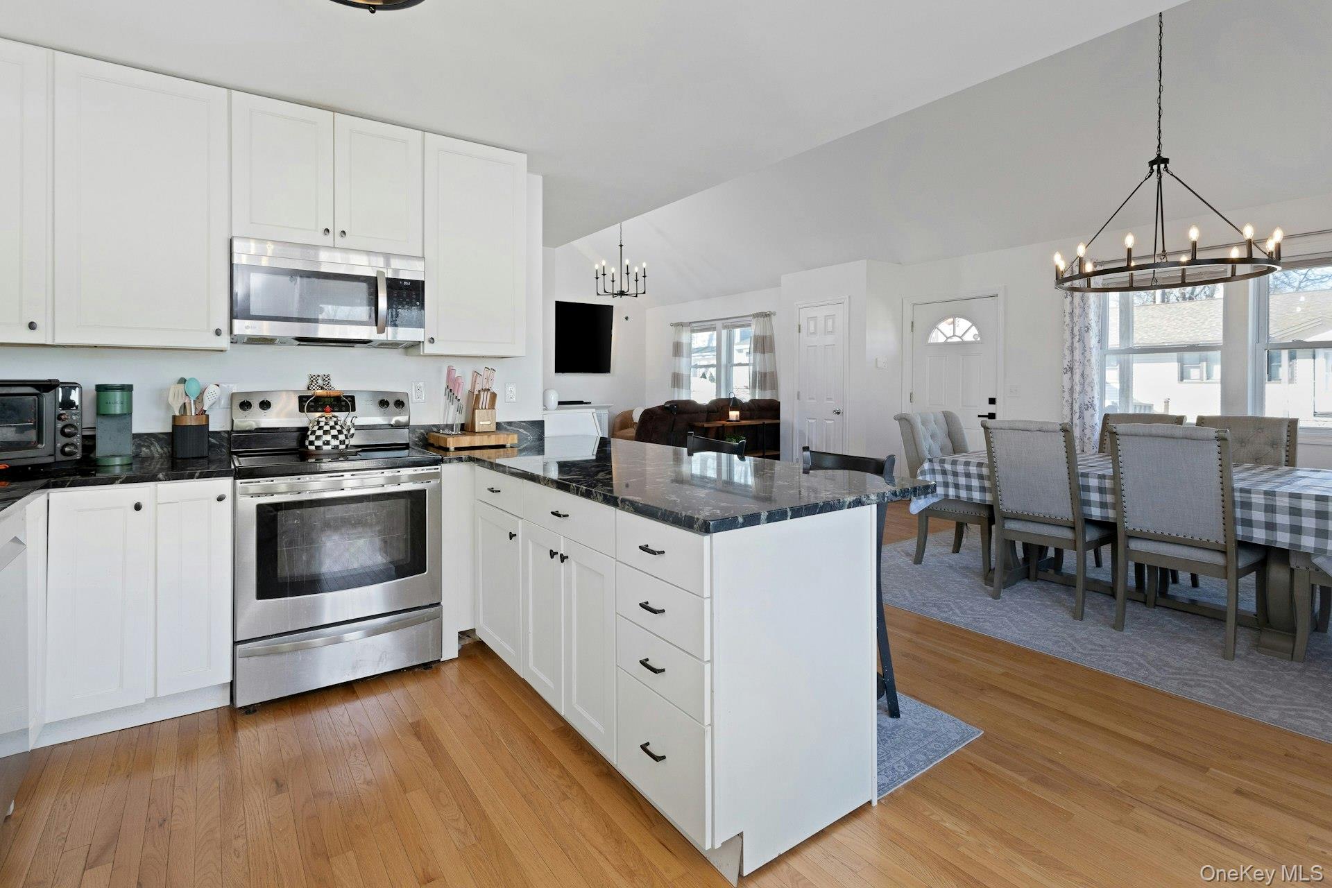 34 Ashburton Road Carmel, NY 10512 - Photo 17 of 34