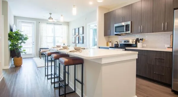 $2,933 | 800 Galleria Parkway Southeast, Unit 207, Atlanta, GA 30339