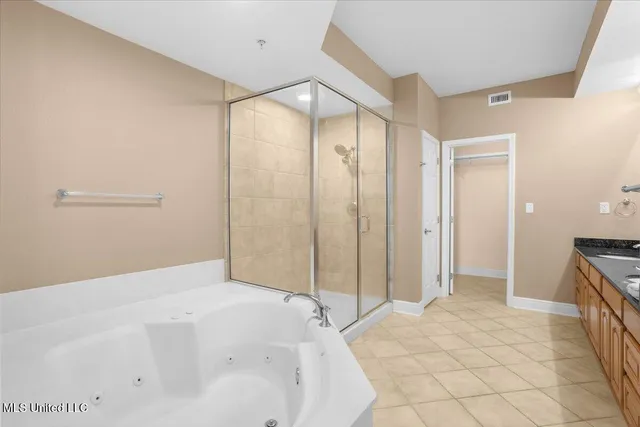 $565,000 | 2668 Beach Boulevard, Unit 1406, Biloxi, MS 39531