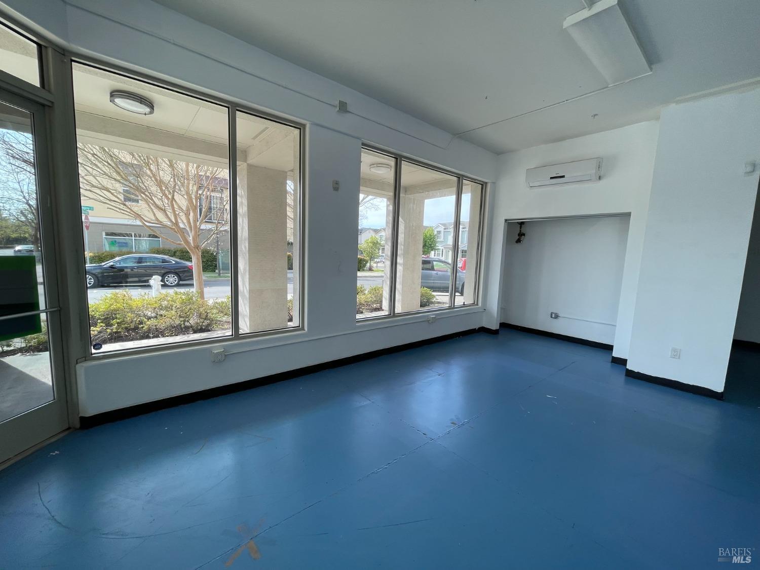 3851 Sebastopol Road, Unit 103A Santa Rosa, CA 95407 - Photo 3 of 8 Gallery Image 3