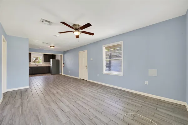 $1,950 | 6022 Lyndhurst Drive, Houston, TX 77033