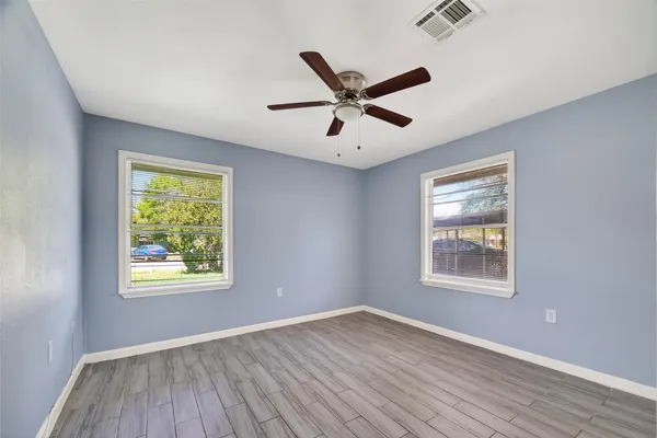 $1,950 | 6022 Lyndhurst Drive, Houston, TX 77033