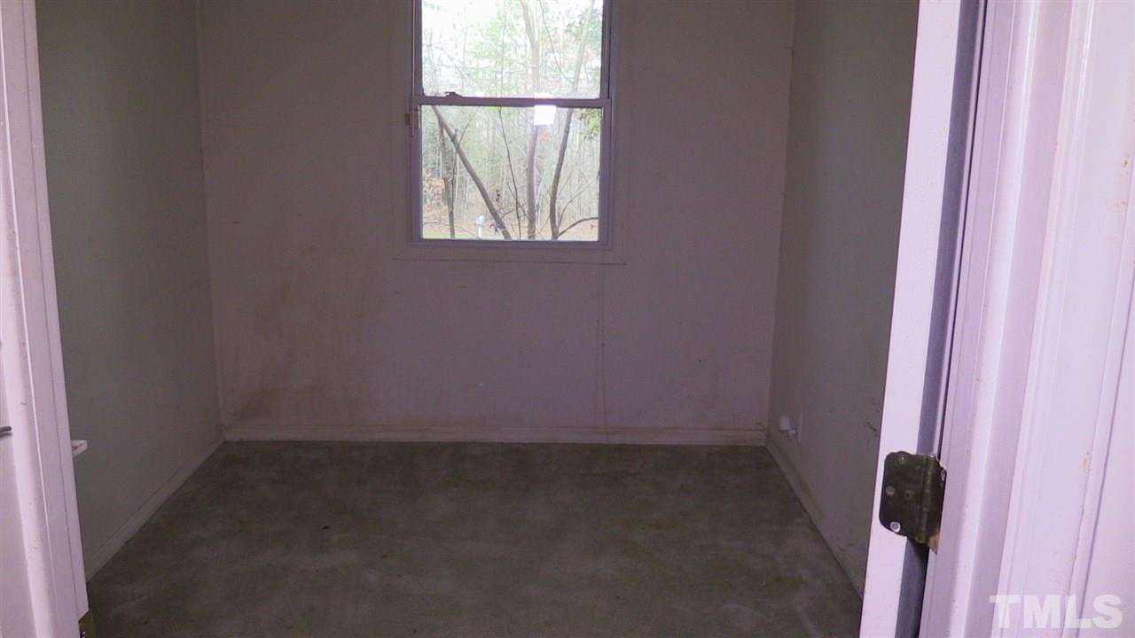 1110 Goodwin Road Durham, NC 27712 - Photo 9 of 13 Gallery Image 9