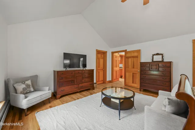 $1,650,000 | 268 County Road, New Marlborough, MA 01230