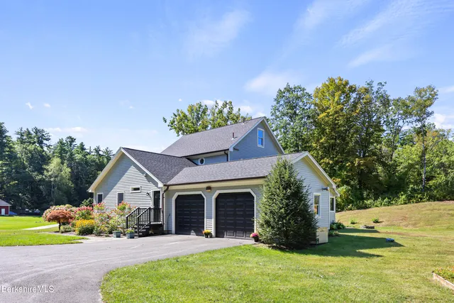 $1,650,000 | 268 County Road, New Marlborough, MA 01230