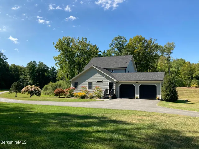 $1,650,000 | 268 County Road, New Marlborough, MA 01230