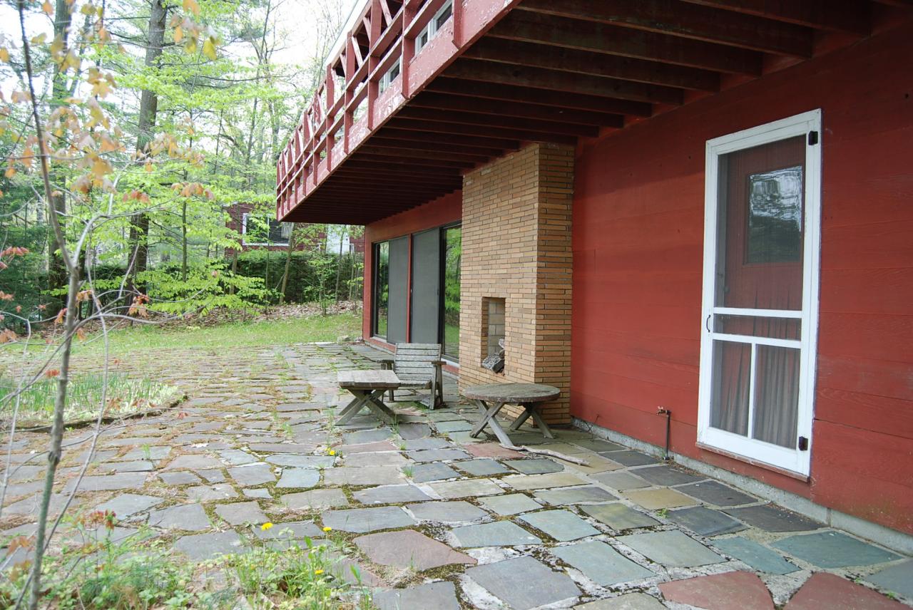 19 Point Road Monterey, MA 01245 - Photo 11 of 34 OUTDOOR FIREPLACE AND PATIO