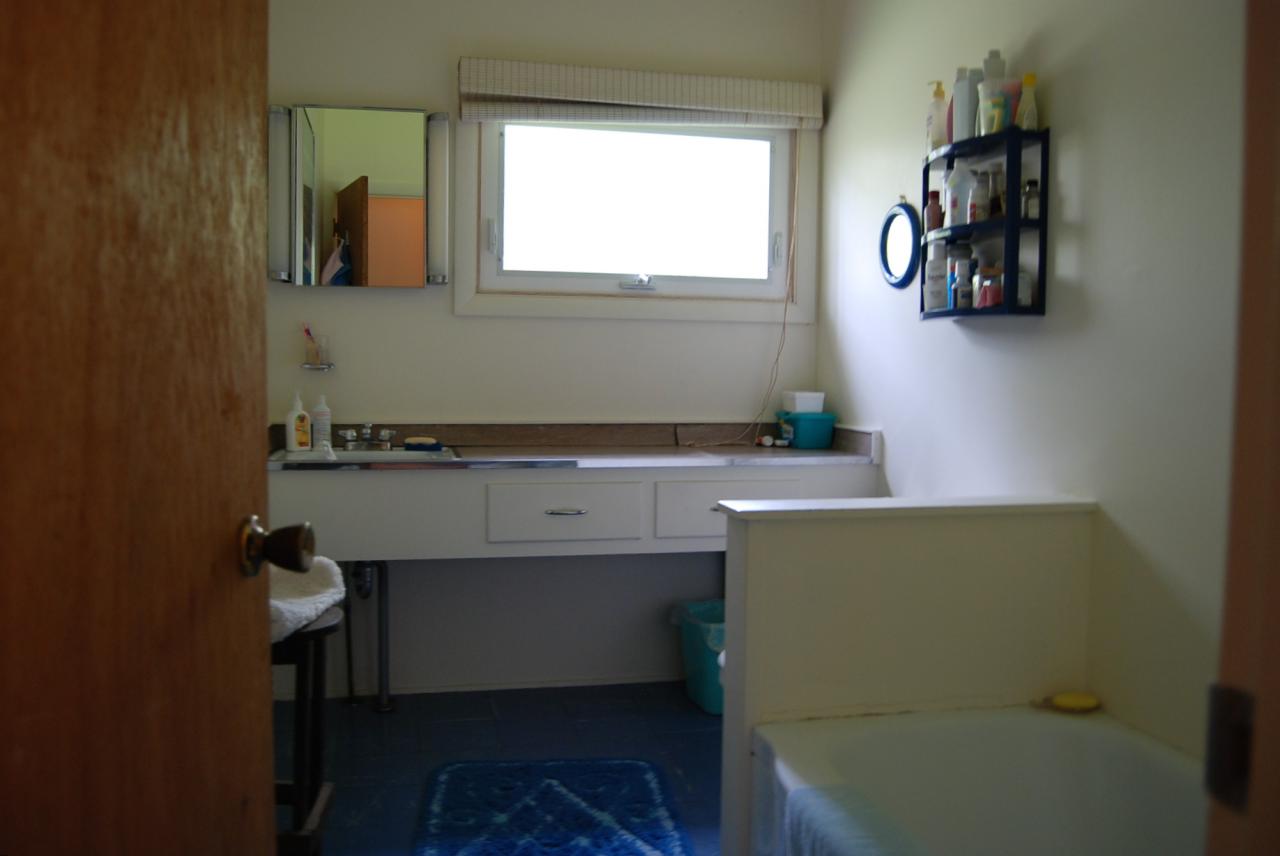 19 Point Road Monterey, MA 01245 - Photo 20 of 34 BATHROOM