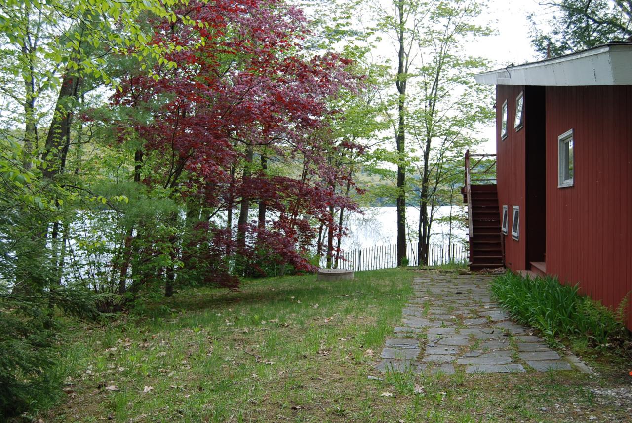 19 Point Road Monterey, MA 01245 - Photo 6 of 34 SIDE VIEW