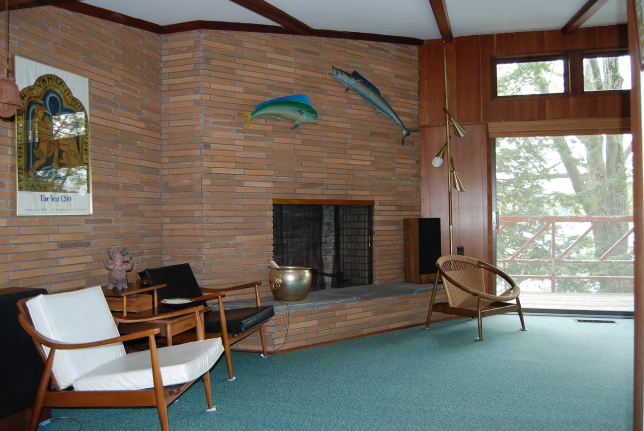 19 Point Road Monterey, MA 01245 - Photo 10 of 34 LIVING ROOM WITH FIREPLACE