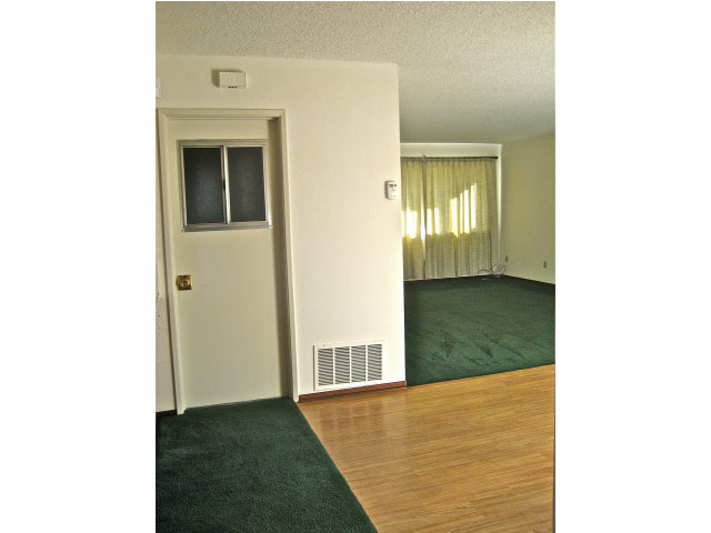 524 El Rio Street Watsonville, CA 95076 - Photo 7 of 10 Gallery Image 7