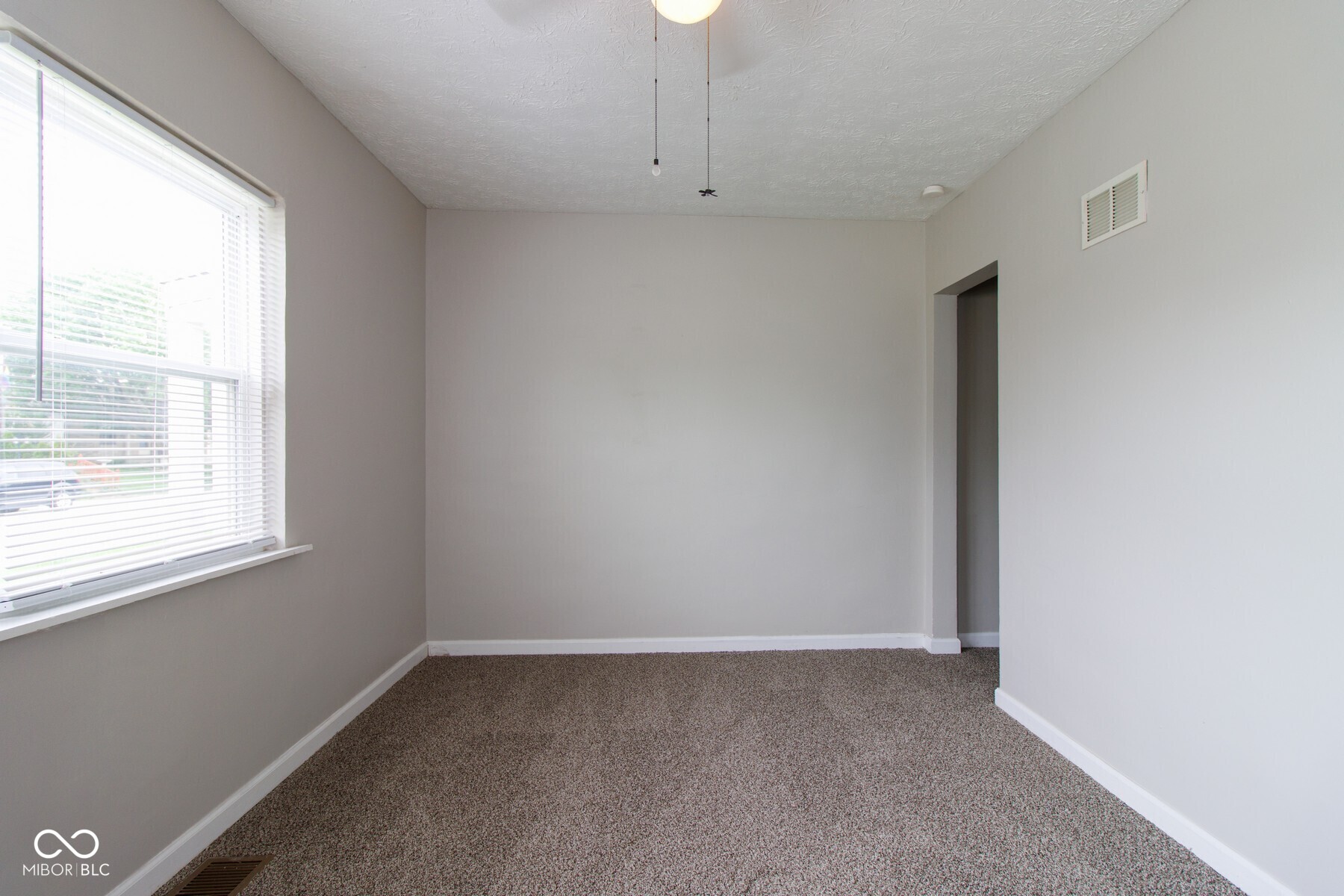 63 South 3rd Avenue Beech Grove, IN 46107 - Photo 2 of 15