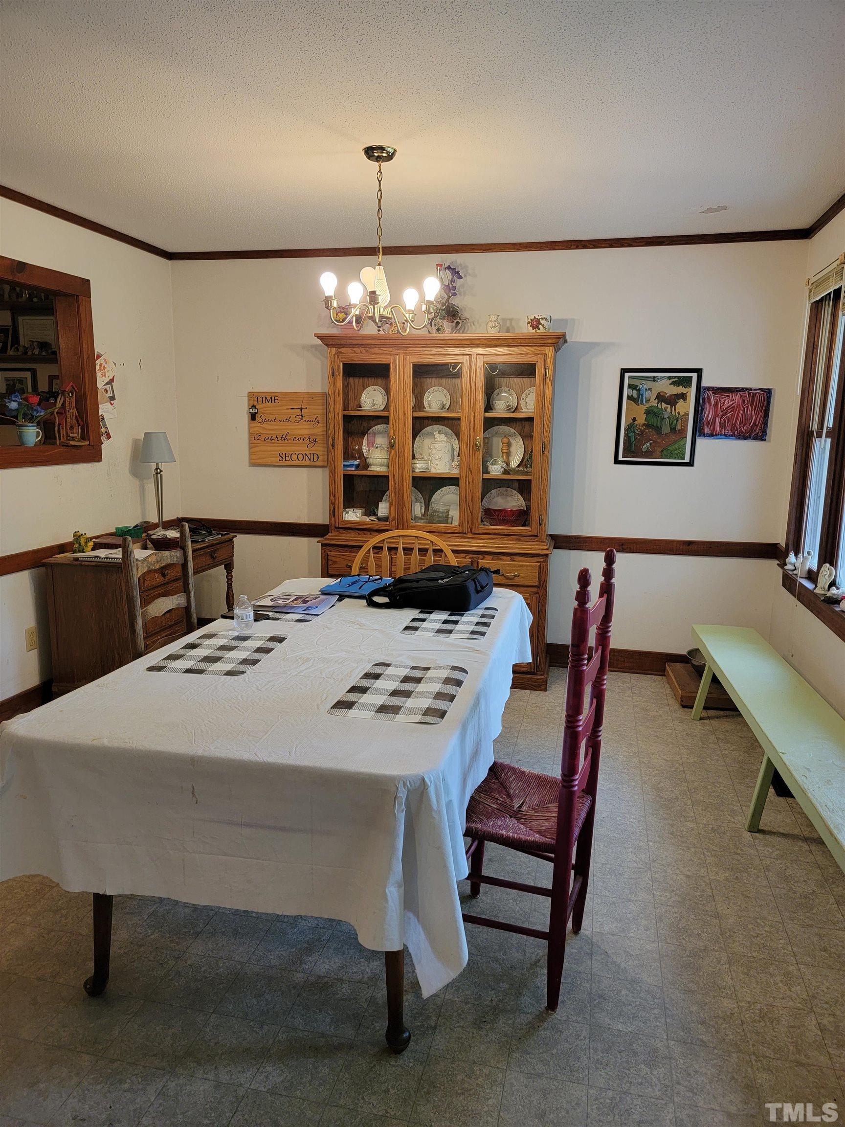 6061 Old Fairground Road Benson, NC 27504 - Photo 8 of 22 Gallery Image 8