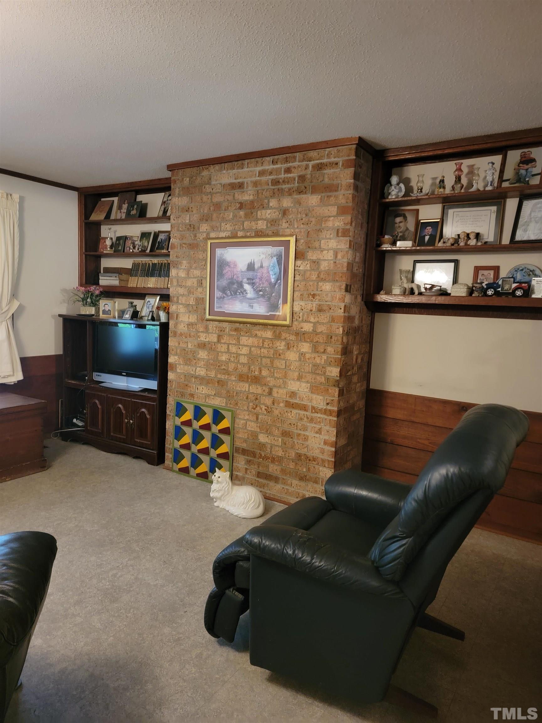 6061 Old Fairground Road Benson, NC 27504 - Photo 10 of 22 Gallery Image 10