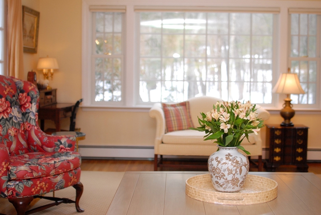 316 Lindsay Pond Road Concord, MA 01742 - Photo 7 of 42