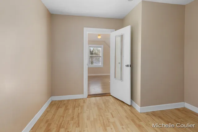 $235,000 | 820 5th Street Northwest, Grand Rapids, MI 49504