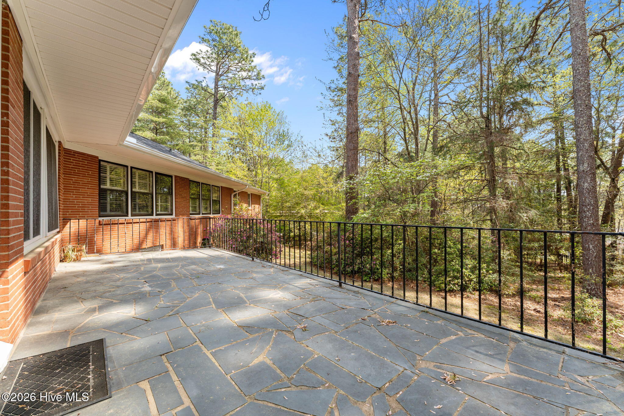 225 Arbutus Road Southern Pines, NC 28387 - Photo 5 of 55 51-web-or-mls-DSC06471