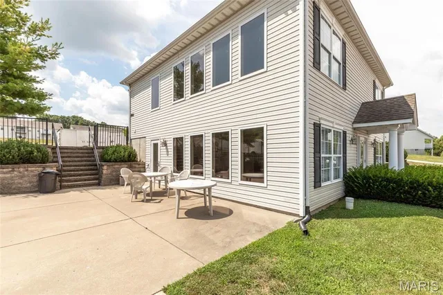 $1,050 | 1776 Lexington Place, Unit 200, Herculaneum, MO 63048