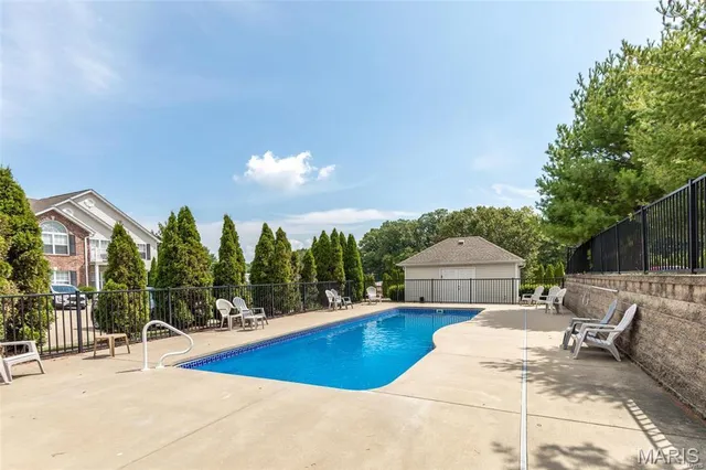 $1,050 | 1776 Lexington Place, Unit 200, Herculaneum, MO 63048