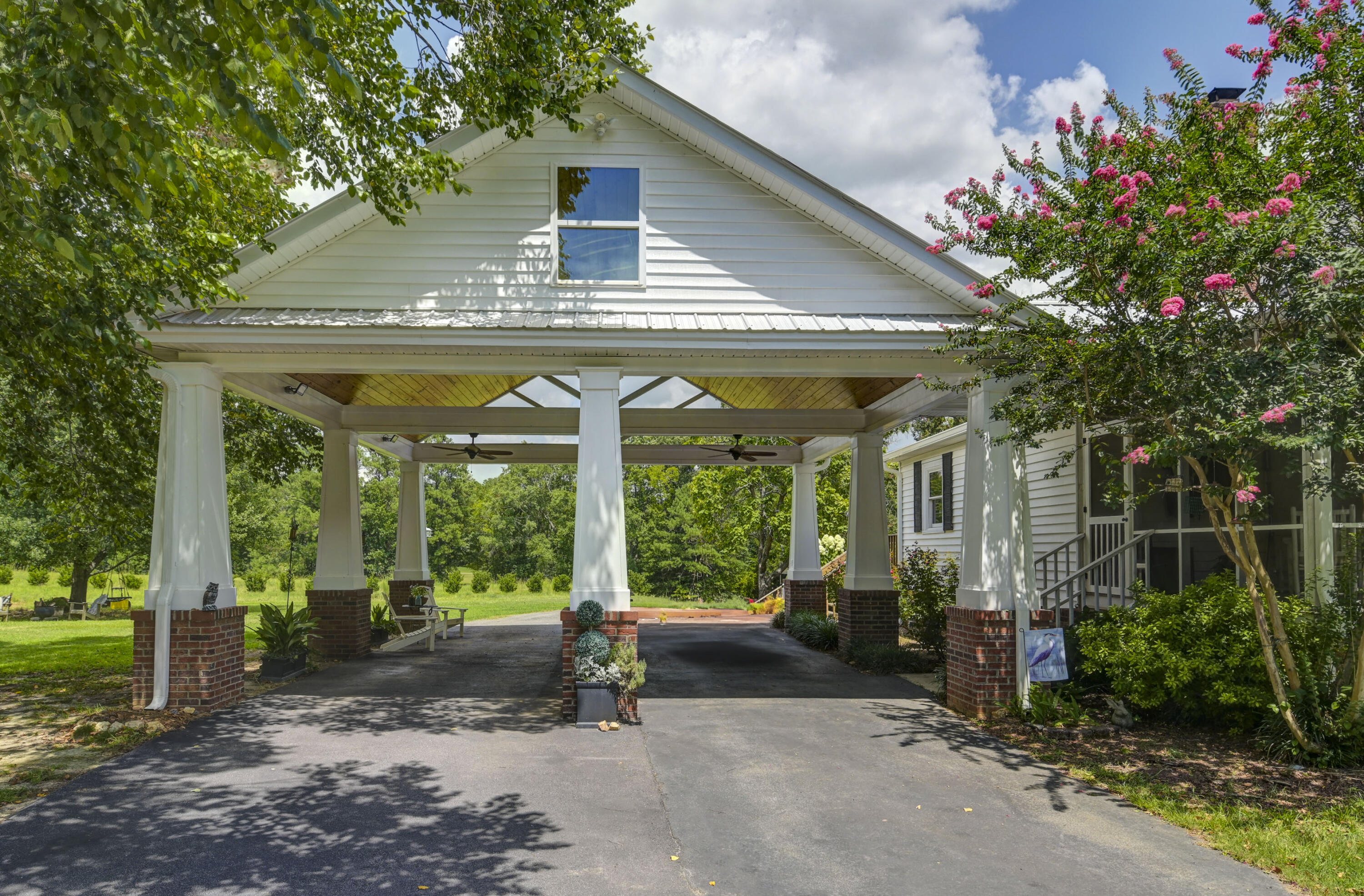 2100 Shady Grove Road Irmo, SC 29063 - Photo 4 of 104 15