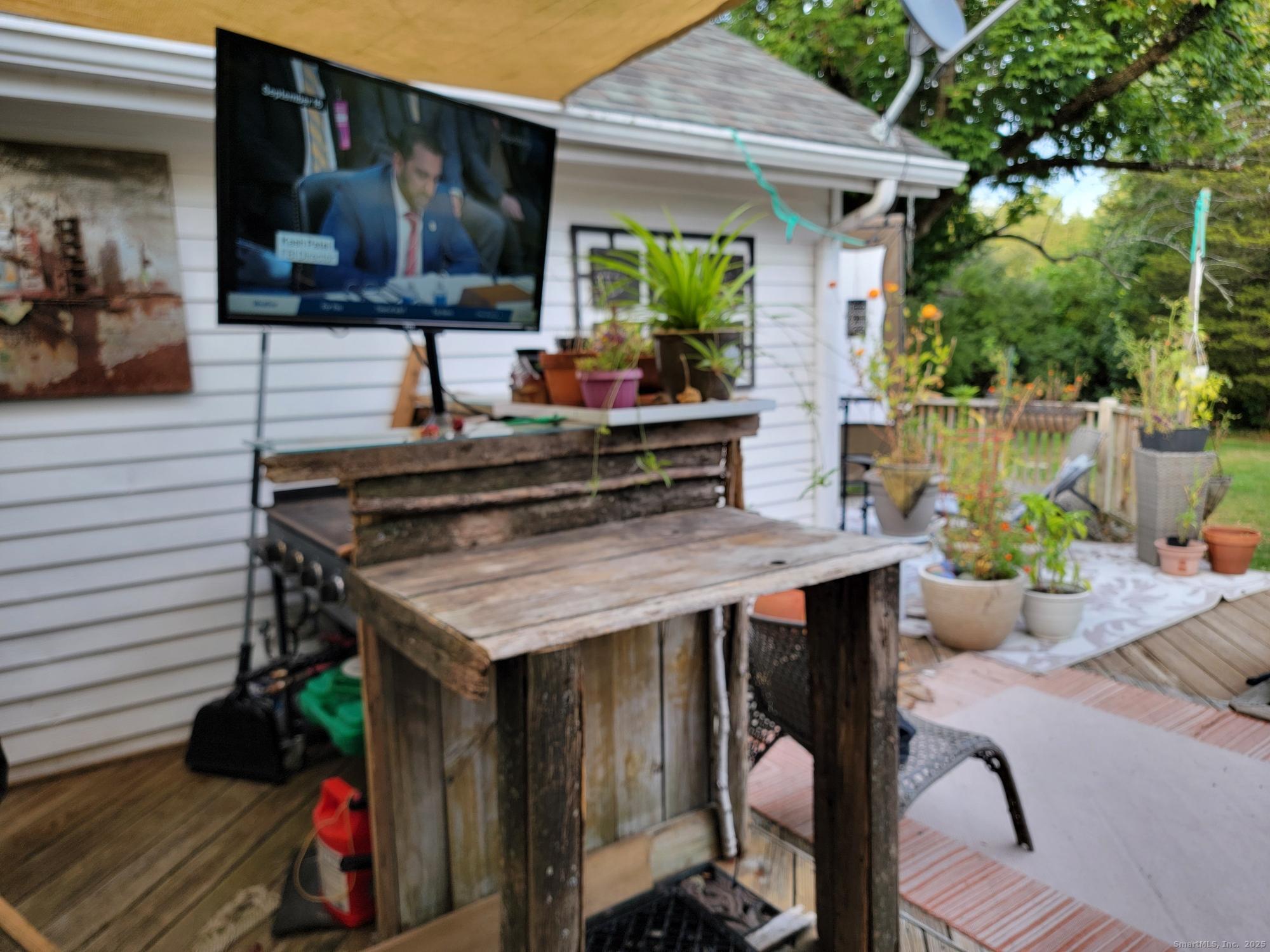 33 Lincoln Road Cromwell, CT 06416 - Photo 12 of 14