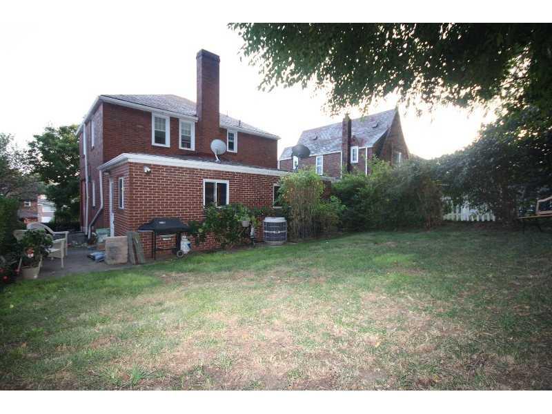 2908 Fernwald Road Pittsburgh, PA 15217 - Photo 3 of 10 Exterior Back.