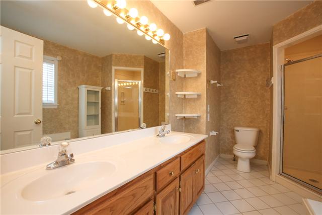 2064 Roderick Circle Franklin, TN 37064 - Photo 13 of 20 Gallery Image 13