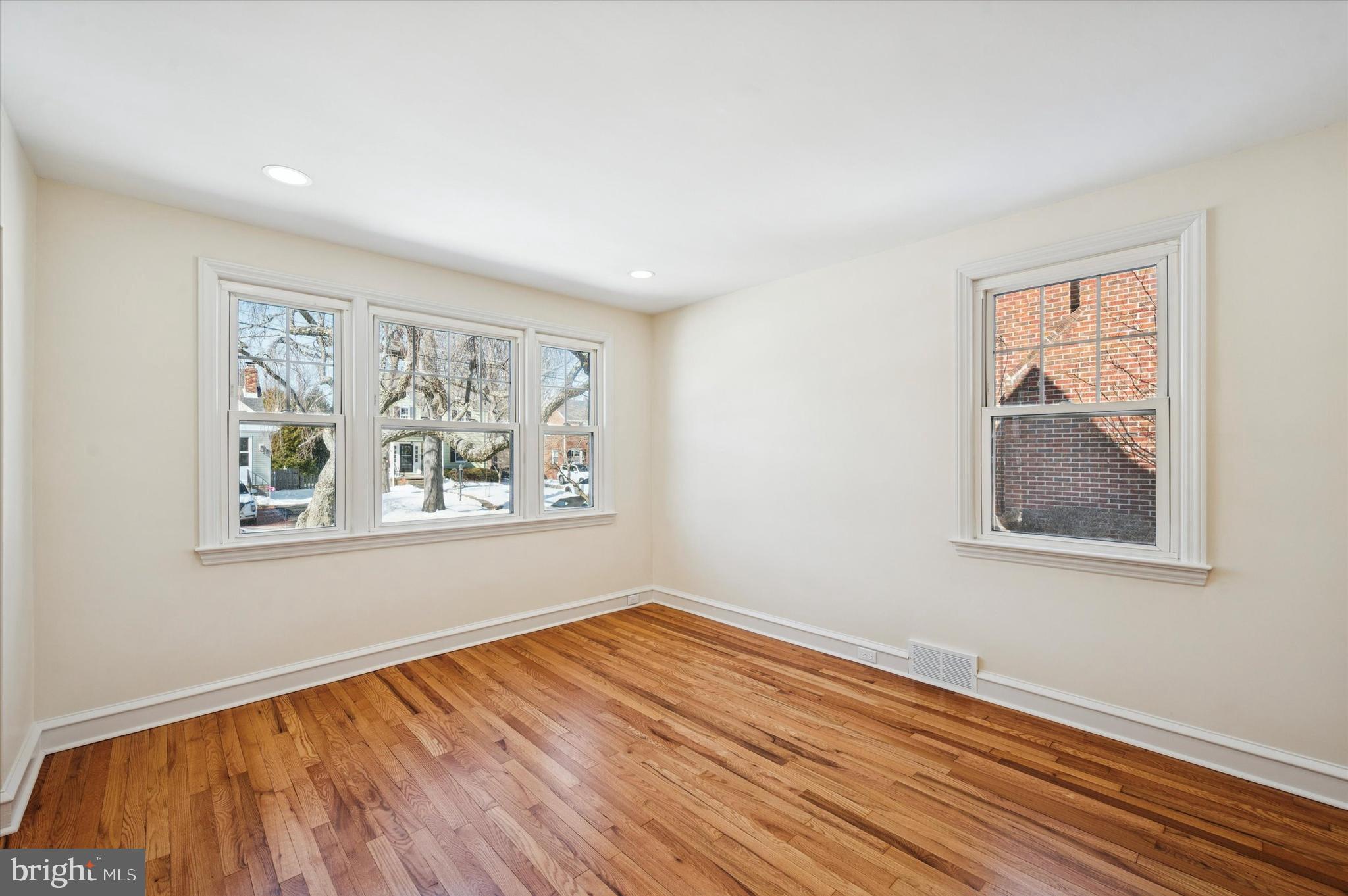 56 Addison Avenue Haddon Township, NJ 08108 - Photo 8 of 40