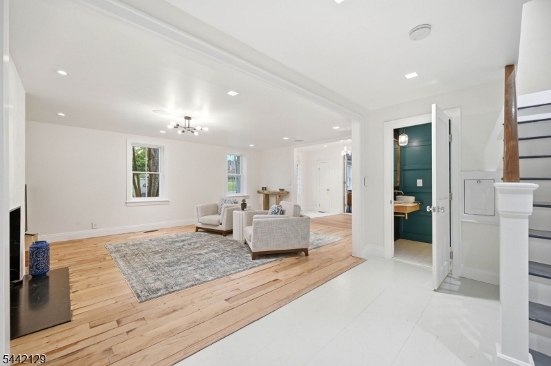 54 East Main Street Mendham, NJ 07945 - Photo 5 of 46